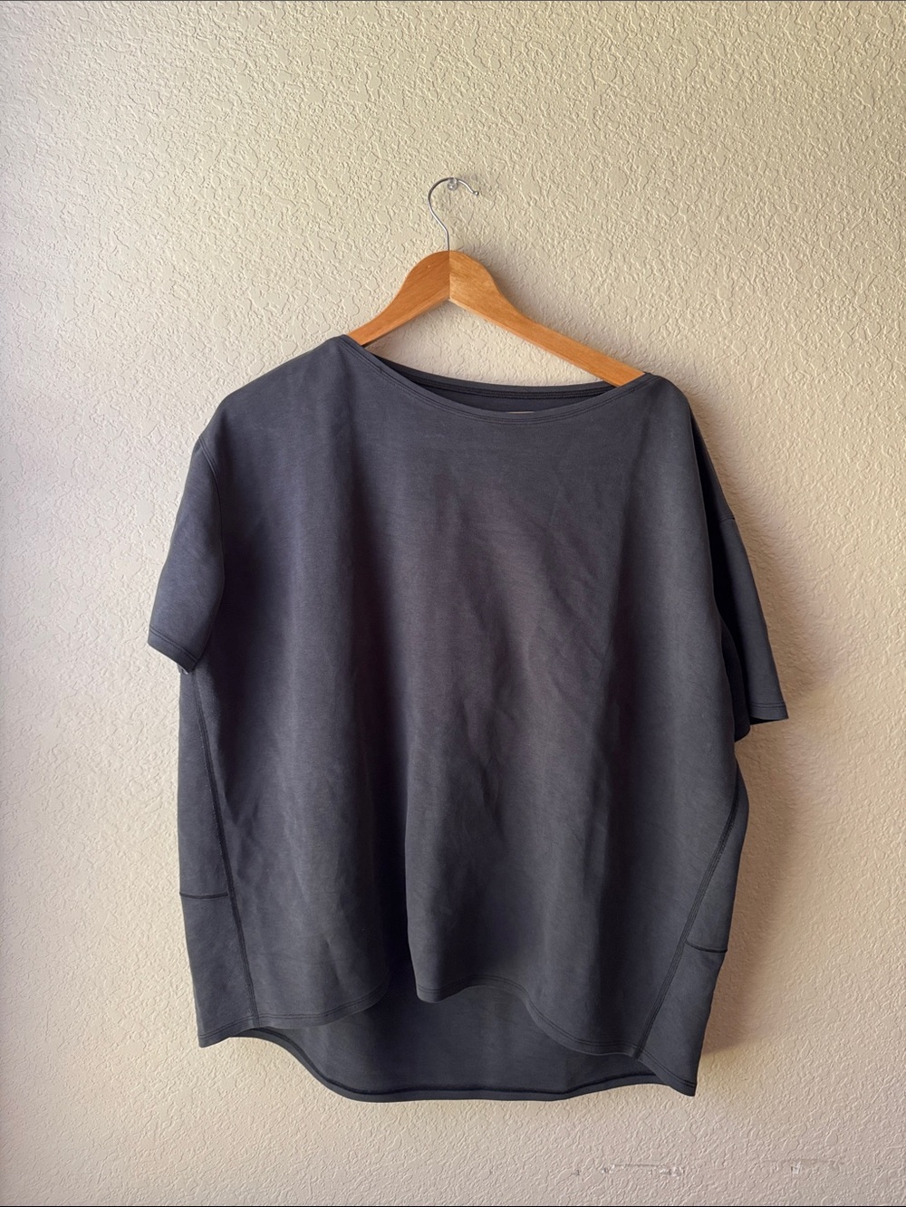 Lululemon Back in Action Top - Picture 5 of 7